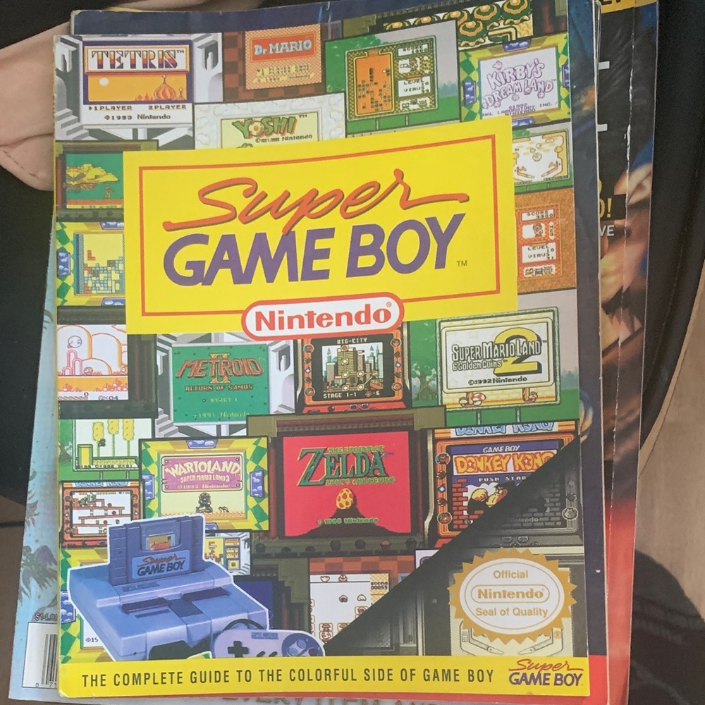 Nintendo Super Game Boy Guide - Multicolor
